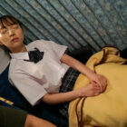 【画像+動画】 夜行バスで声も出せずイカされた隙に生ハメされた女はスローピストンの痺れる快感に理性を失い中出しも拒めない 女子○生限定13 敏感乳首発情SP