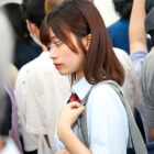 【画像+動画】 対面痴●で何度もイカされ糸が引くほど舌を絡ませるベロキス発情娘2