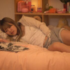 【画像+動画】 ●校生盗撮 オナニーを目撃され、エロ本盗んだ罪で弟のチ〇ポに犯●れた実はエッチ未経験なギャルJ系姉