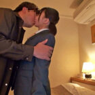 金曜 午後9時 補導前 あどけない顔の背の低い美少女から秘密の相談。キス以上の不純異性交遊を初めて会った男とシ尽くしてクラスの誰よりも淫乱になった話。 ダウンロード download