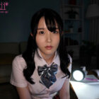 【VR】【生々しい美肌ライティングVR】停電！？怖い！離れないで…懐中電灯ひとつで超肌密着中出しエッチッチ 紺野みいな ダウンロード download