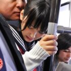 涙を浮かべながらも必死に絶頂を堪えるお嬢様系女子校生 ダウンロード download