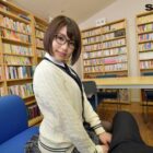 【VR】文芸部の後輩の地味かわいいメガネ黒パンスト女子に犯●れる 唯井まひろ ダウンロード download