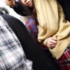 スカートの中の股間いじりでパンティは愛液まみれ！ねっとり指一本で膣内をこねくり回され何度もイカされた敏感女 ダウンロード download