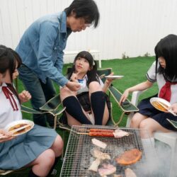 父・娘スワップ（交換）バーベキュー乱痴気近親相姦祭り！！ ダウンロード download
