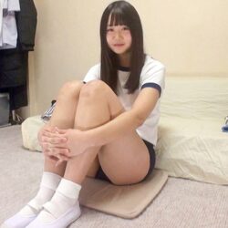 むちむちデカ尻 神ブルマ ロリ美少女やぽっちゃり娘にピチピチブルマ＆体操着を着せ、ハミパン、ムレムレワレメを毛穴まで見えるほどの超ドアップ接写！さらに尻コキ、着衣お漏らし放尿やブルマぶっかけ等ブルマ好きに送る完全着衣フェチAV ダウンロード download