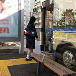 大量ぶっかけ路上凌● 痴●バスに計画乗車させられた美顔J〇が精液ぐちゃドロ羞恥下校 ダウンロード download