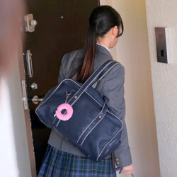 中に出してもいいから止まってください！！！押さえつけて逃がさないエンドレス奥突きバウンドピストンでイキ壊れた女6 嫌イキ巨尻ムスメ ダウンロード download